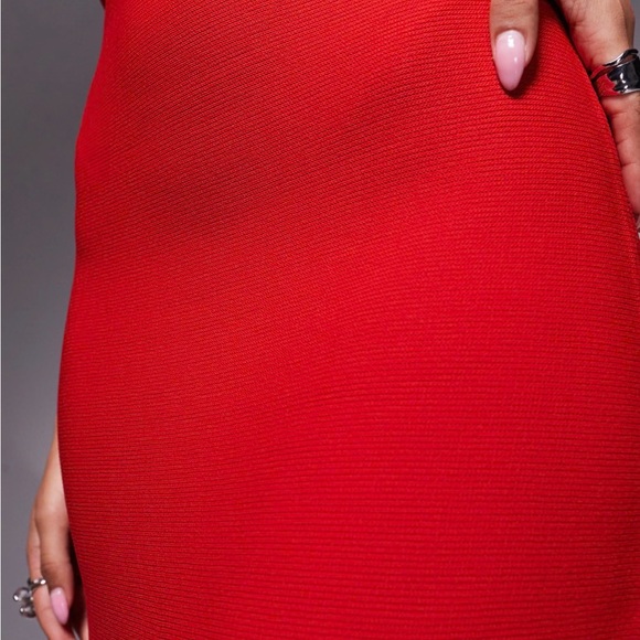 ASOS DESIGN knitted compact strappy midaxi dress in red NEW WITHOUT TAGS - Picture 3 of 4